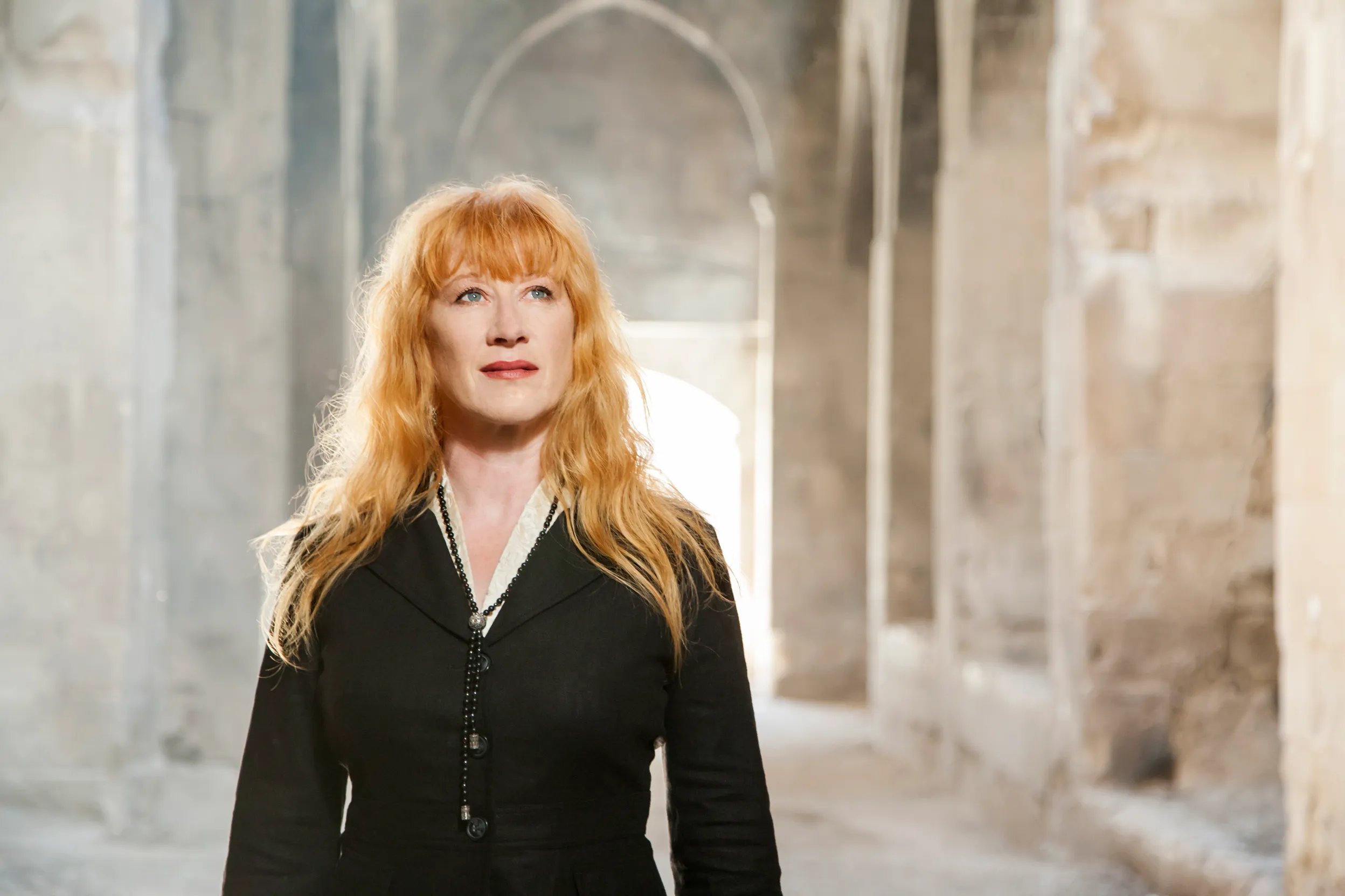 Loreena McKennitt - The Road Back Home